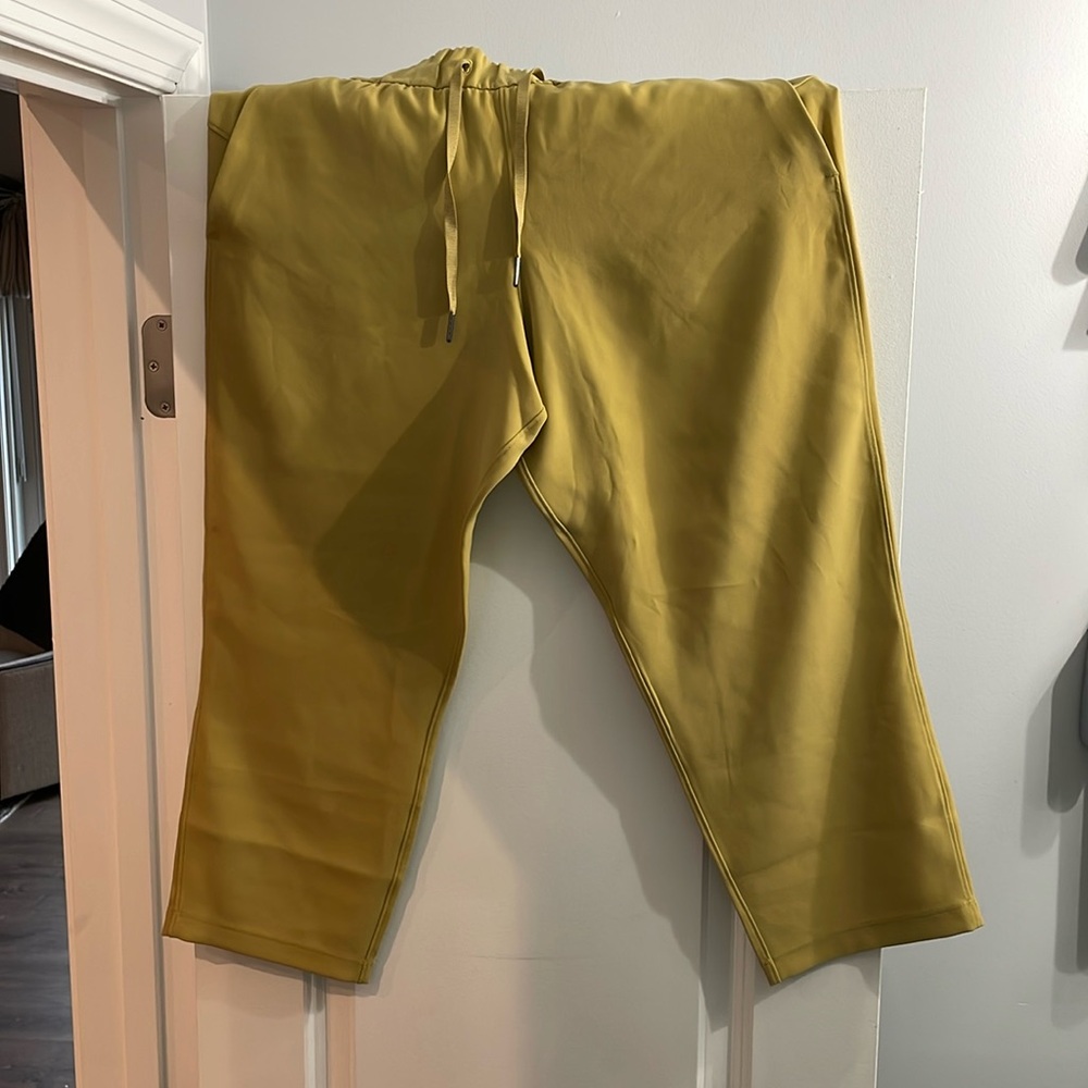 LuLulemon Athletica pants